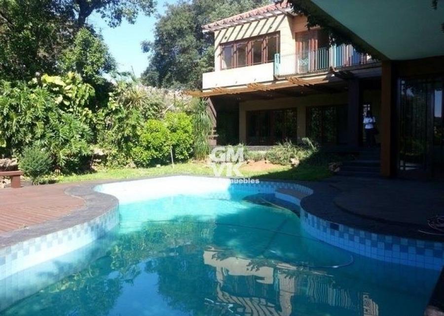 Foto Casa en Venta en Carmelitas, Asuncin Capital, Asuncin - U$D 1.500.000 - CAV721 - BienesOnLine