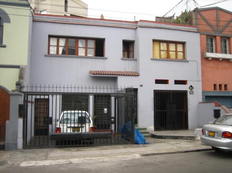 VENDO CASA CON LOCAL DE 280 M2 A REMODELAR