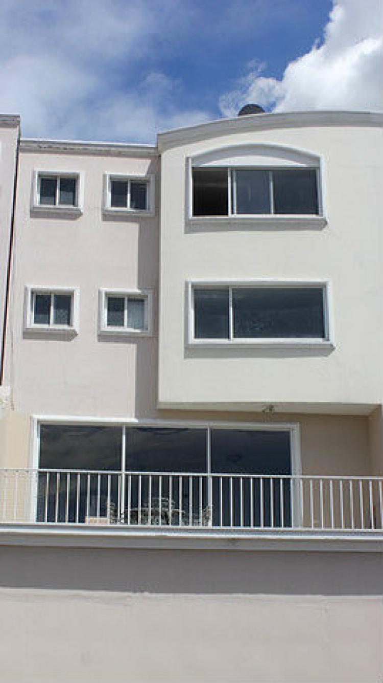 Foto Casa en Venta en Quito, Lima, Lima - U$D 400.000 - CAV22683 - BienesOnLine