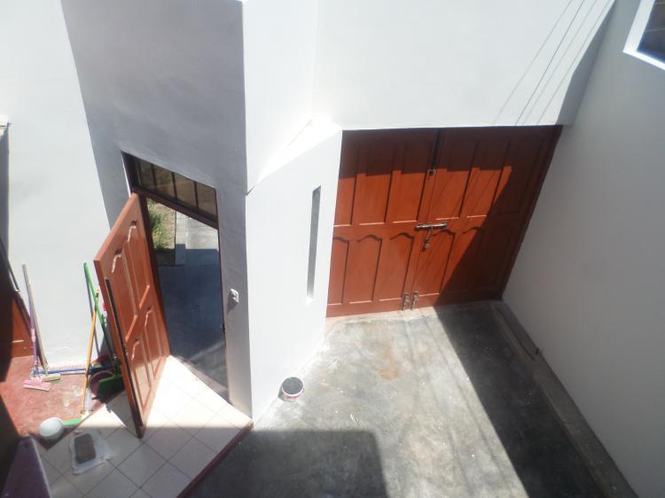 EN VENTA CASA 2 Pisos en Urb. SANTA ROSA - Nuevo Chimbote.