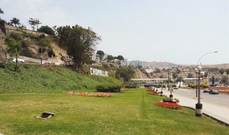 EXCLUSIVE LAND INFRONT THE OCEAN  IN LIMA - PERU