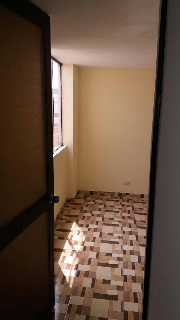 Foto Departamento en Venta en cercado de lima, Lima, Lima - U$D 75.000 - DEV18697 - BienesOnLine