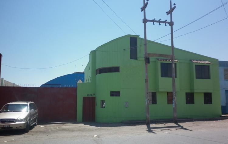 Venta de Propiedad en Parque Industrial 1,500 m2