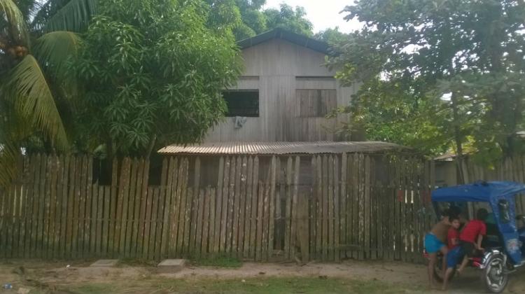 VENTA DE TERRENO CON CASA