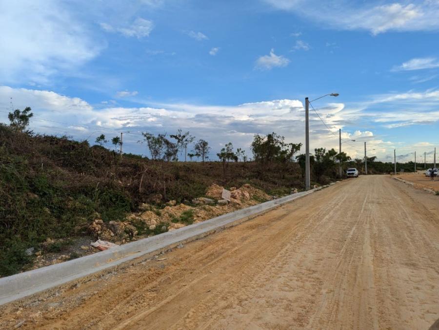 Solar en Venta en  Santo Domingo Este, Santo Domingo