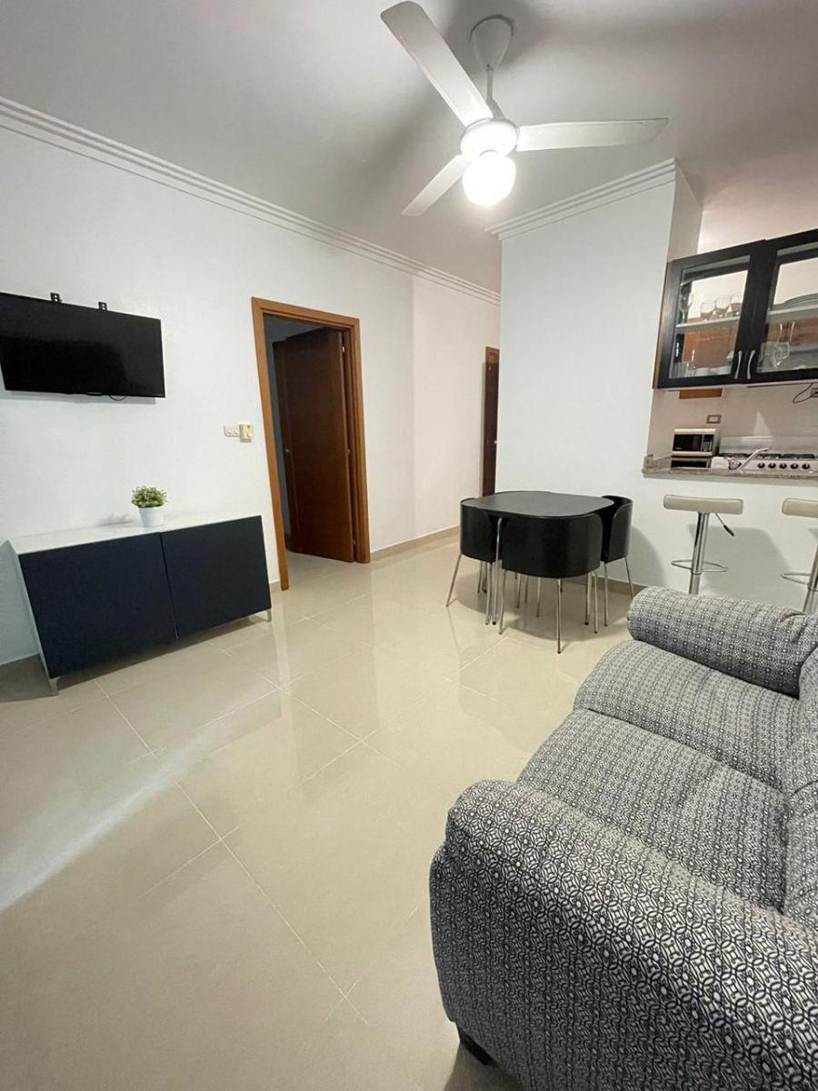 Foto Apartamento en Alquiler en Gazcue, Gazcue, Distrito Nacional - U$D 900 - APA17947 - BienesOnLine