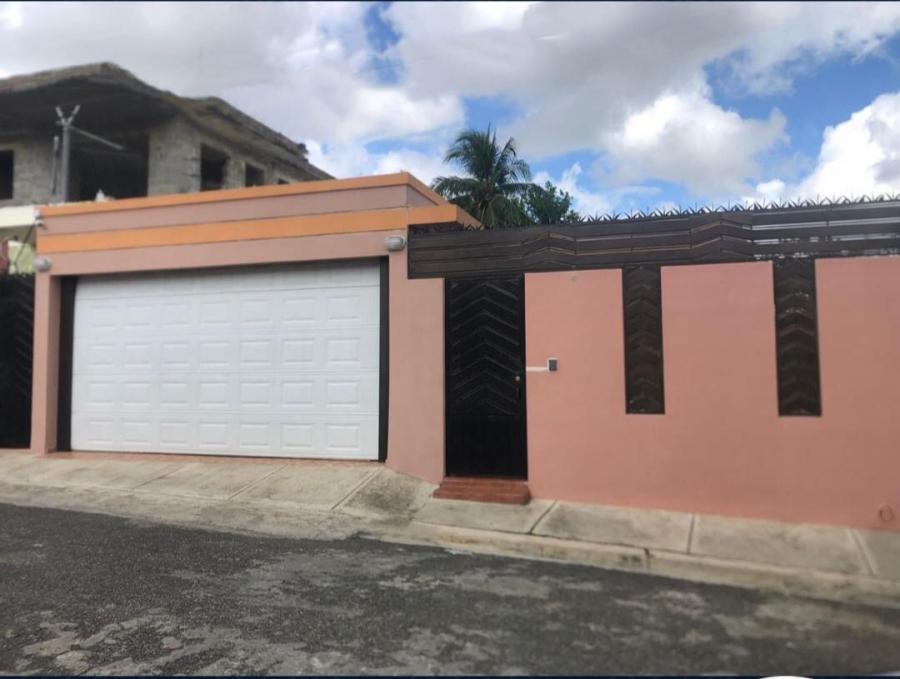 Foto Casa en Venta en Vista Hermosa, Santo Domingo Este, Santo Domingo - $ 7.899.999 - CAV25468 - BienesOnLine