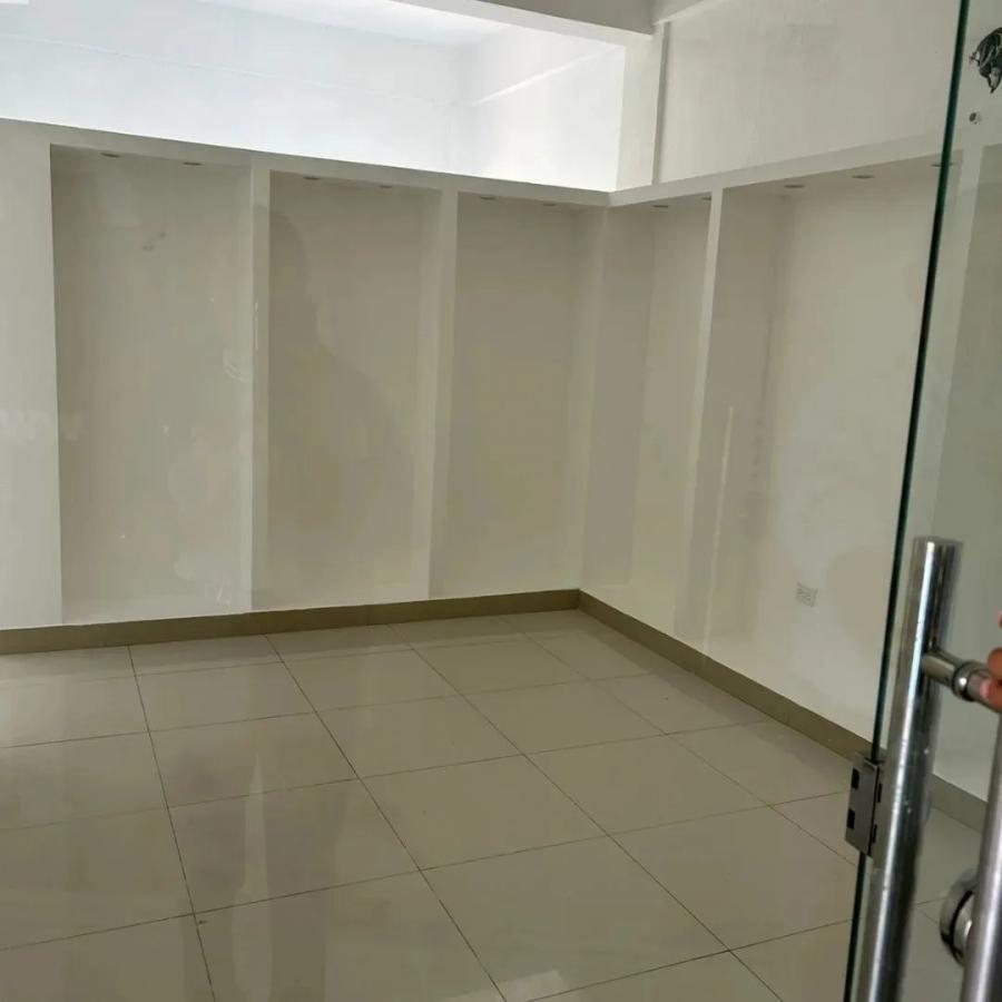 Foto Local en Alquiler en El milln, Santo Domingo - $ 65.000 - LOA72488 - BienesOnLine