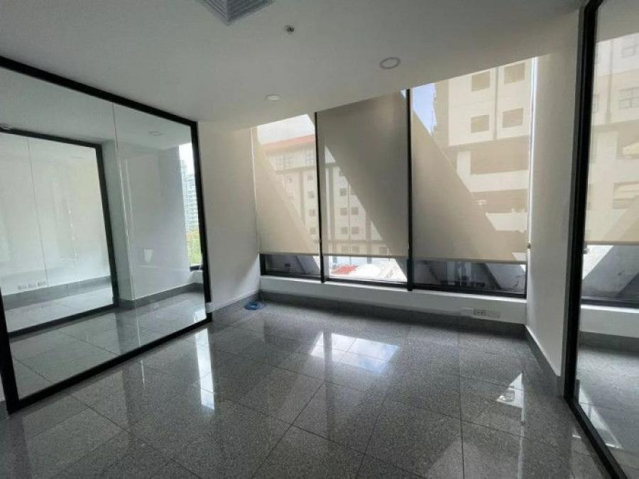 Foto Local en Alquiler en Piantini, Distrito Nacional, Santo Domingo - U$D 3.500 - LOA74086 - BienesOnLine