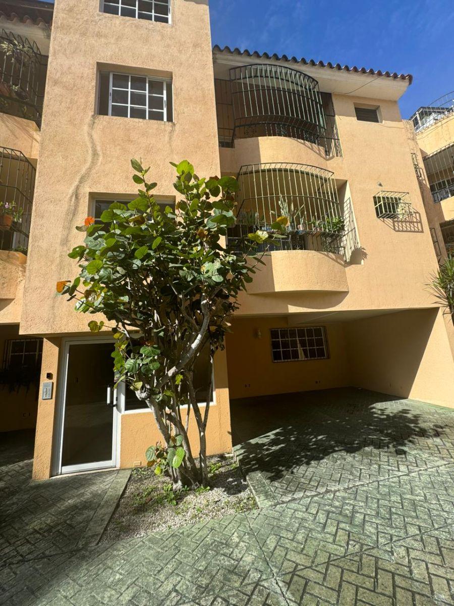 Foto Apartamento en Alquiler en Gazcue, Distrito Nacional - U$D 600 - APA43324 - BienesOnLine