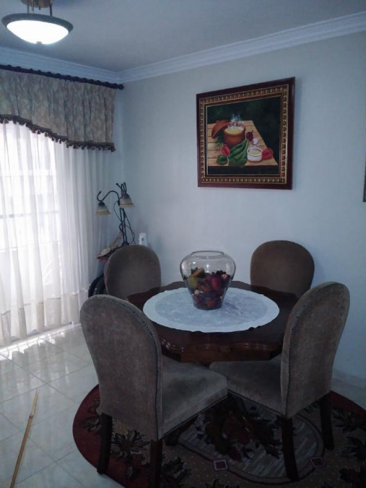 Foto Apartamento en Alquiler en Bella Vista, Distrito Nacional - U$D 900 - APA2985 - BienesOnLine