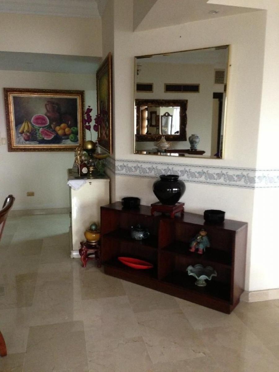 Foto Apartamento en Alquiler en La Esperilla, Distrito Nacional, Santo Domingo - U$D 2.500 - APA73049 - BienesOnLine