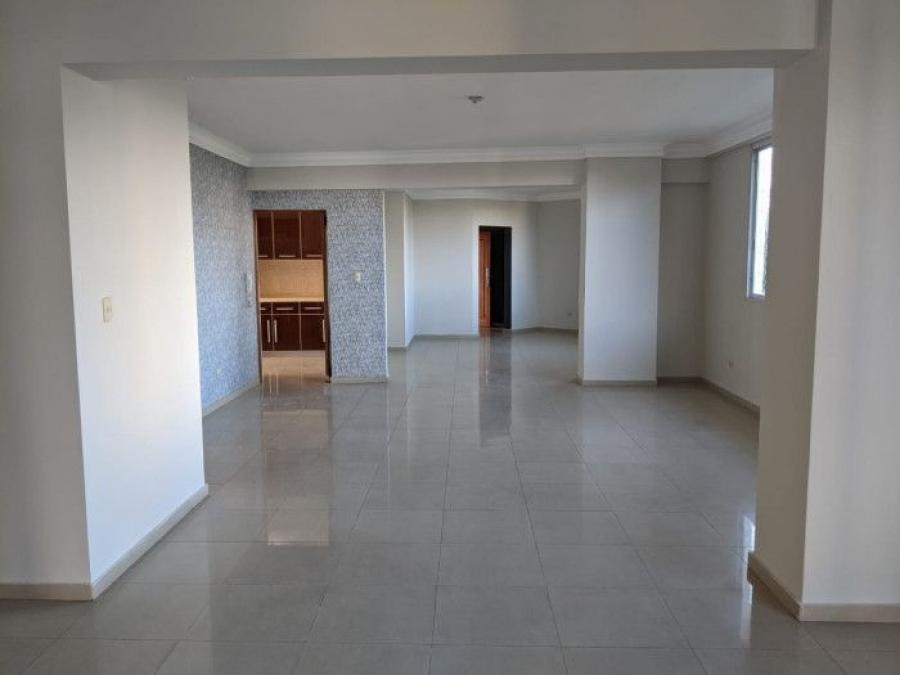 Foto Apartamento en Venta en Bella Vista, Santo Domingo - U$D 250.000 - APV33015 - BienesOnLine