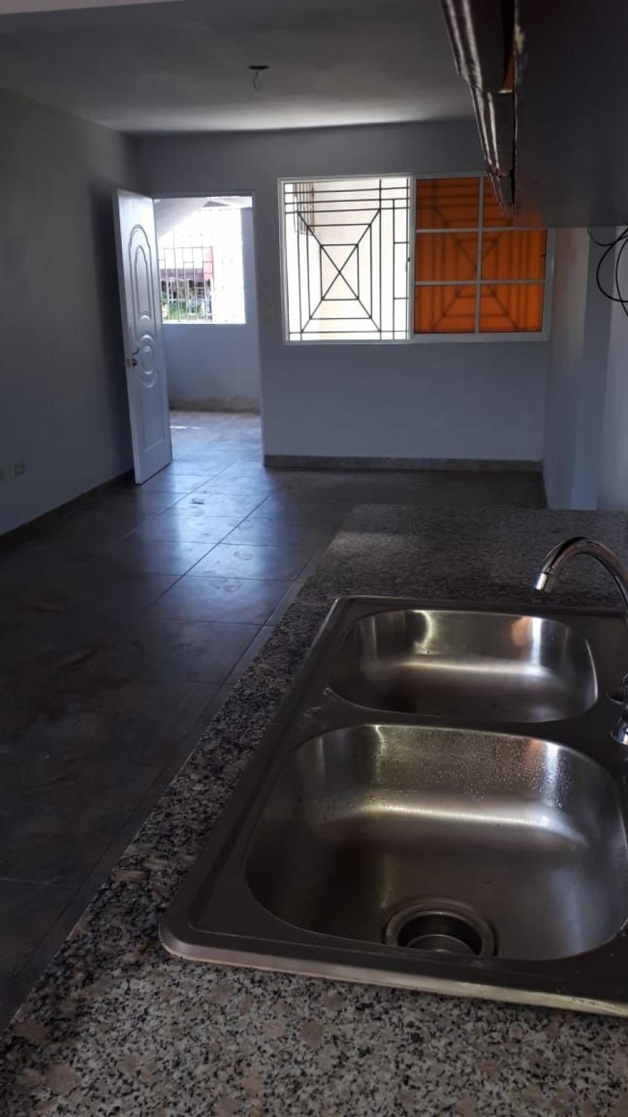 Foto Apartamento en Alquiler en Gascue, Santo Domingo de Guzmn, Distrito Nacional - $ 18.900 - APA10700 - BienesOnLine