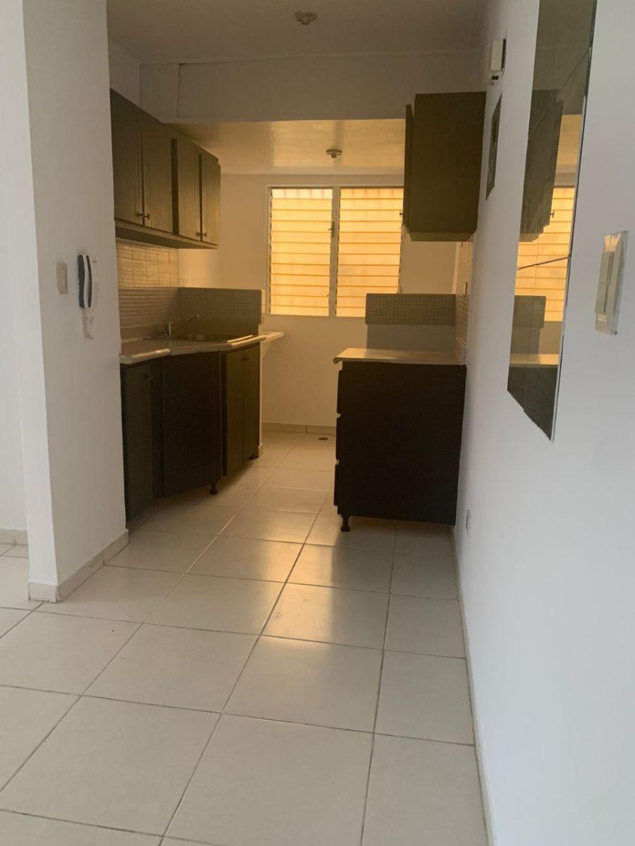 Apartamento en Alquiler Residencial Carmen Renata 3 Pantoja 3er piso