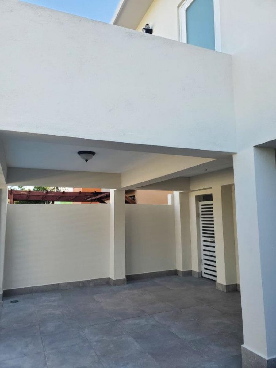 Foto Casa en Venta en Pueblo Bvaro, Bavaro, La Altagracia - U$D 265.000 - CAV73729 - BienesOnLine