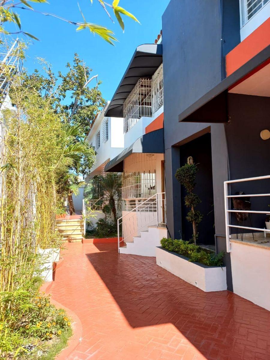 Foto Casa en Venta en VISTA HERMOSA, Santo Domingo Este, Santo Domingo - $ 7.500.000 - CAV24052 - BienesOnLine