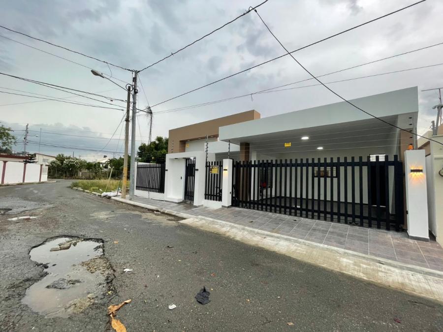 Foto Casa en Venta en Concepción de La Vega, La Vega - $ 12.000.000 - CAV71674 - BienesOnLine