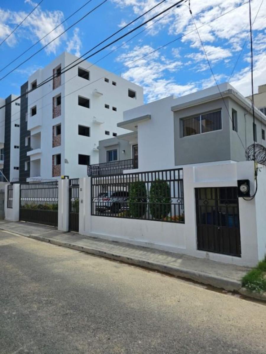 Casa en Venta en Autopista de San Isidro Santo Domingo Este, Santo Domingo