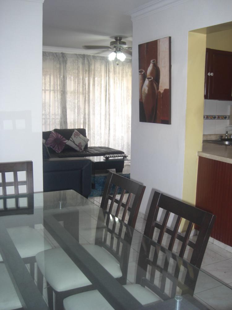 APARTAMENTO AMUEBLADO EN MALECON