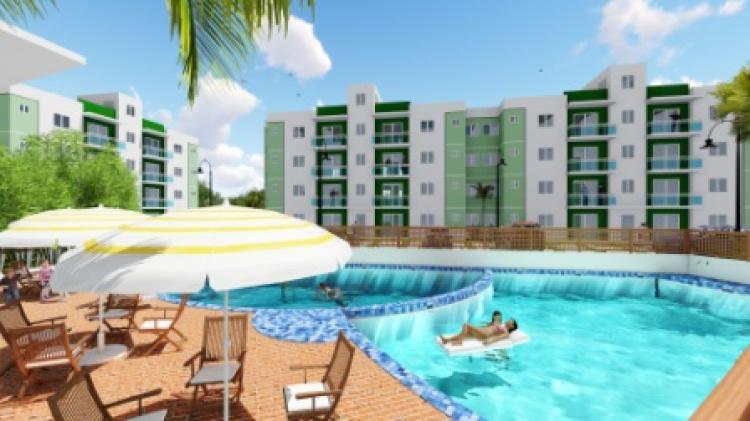 Complejo de apartamentos con piscina (Jacobo Majulta)