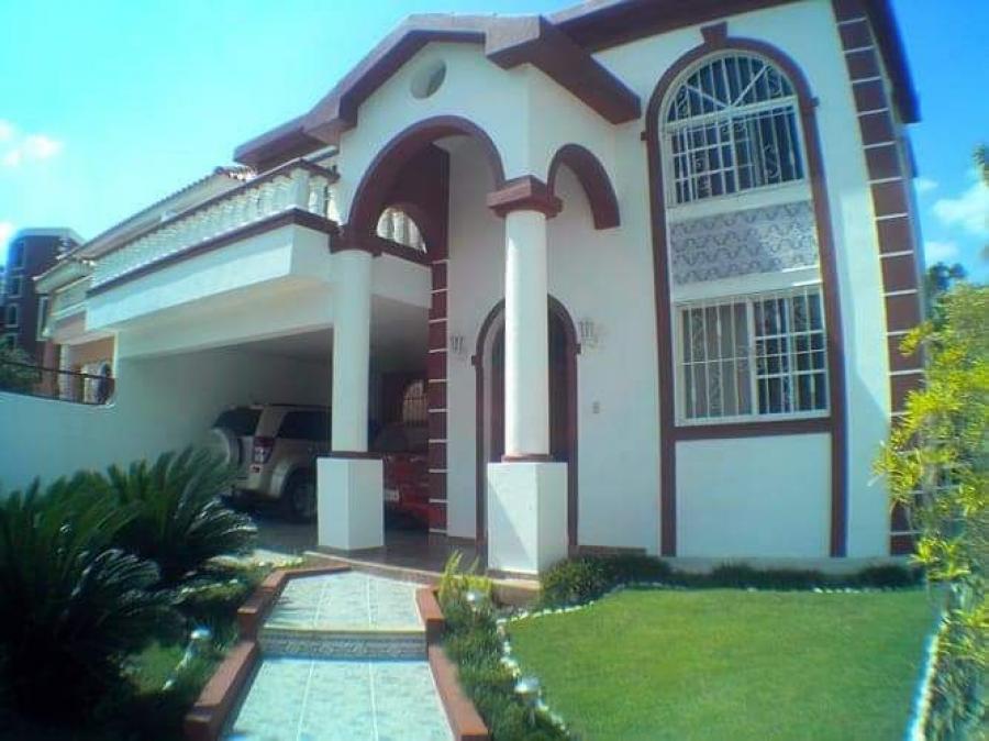 Foto Casa en Venta en Arroyo Hondo, Arroyo Manzano, Distrito Nacional - $ 12.500.000 - CAV71867 - BienesOnLine