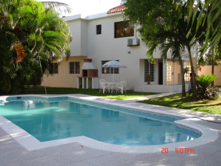 Foto Casa en Alquiler vacacional en Guayacanes, San Pedro de Macorís - $ 7.000 - CAV757 - BienesOnLine