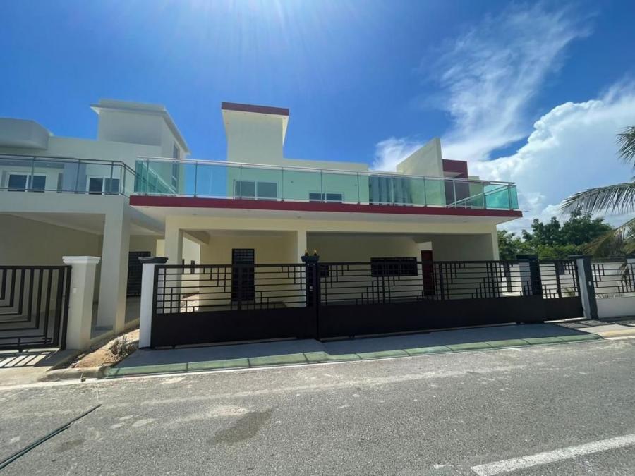 Foto Casa en Venta en La Romana, La Romana - U$D 300.000 - CAV30582 - BienesOnLine