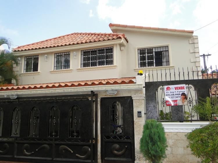 Casas en alquiler en Santo Domingo Este - BienesOnLine República Dominicana