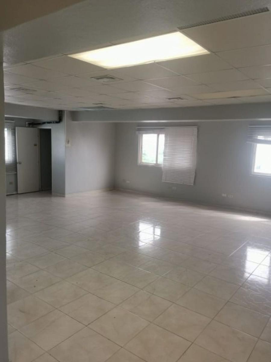 Foto Apartamento en Alquiler en Gazcue, Gazcue, Distrito Nacional - U$D 1.200 - APA30532 - BienesOnLine