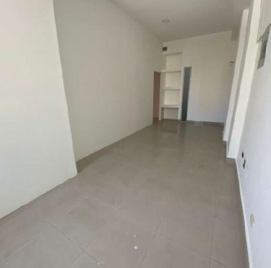 Foto Oficina en Alquiler en La Esperilla, Distrito Nacional, Santo Domingo - U$D 1.895 - OFA73372 - BienesOnLine