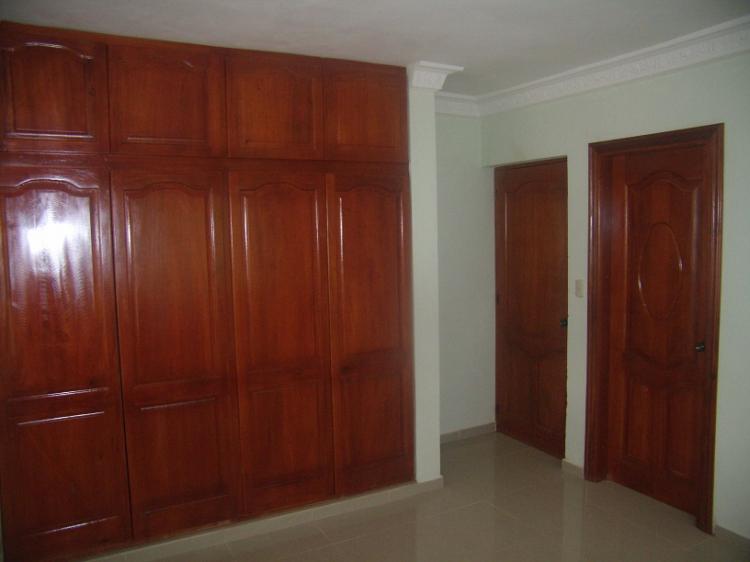 Foto Casa en Venta en Santo Domingo Este, Santo Domingo - $ 11.000.000 - CAV985 - BienesOnLine