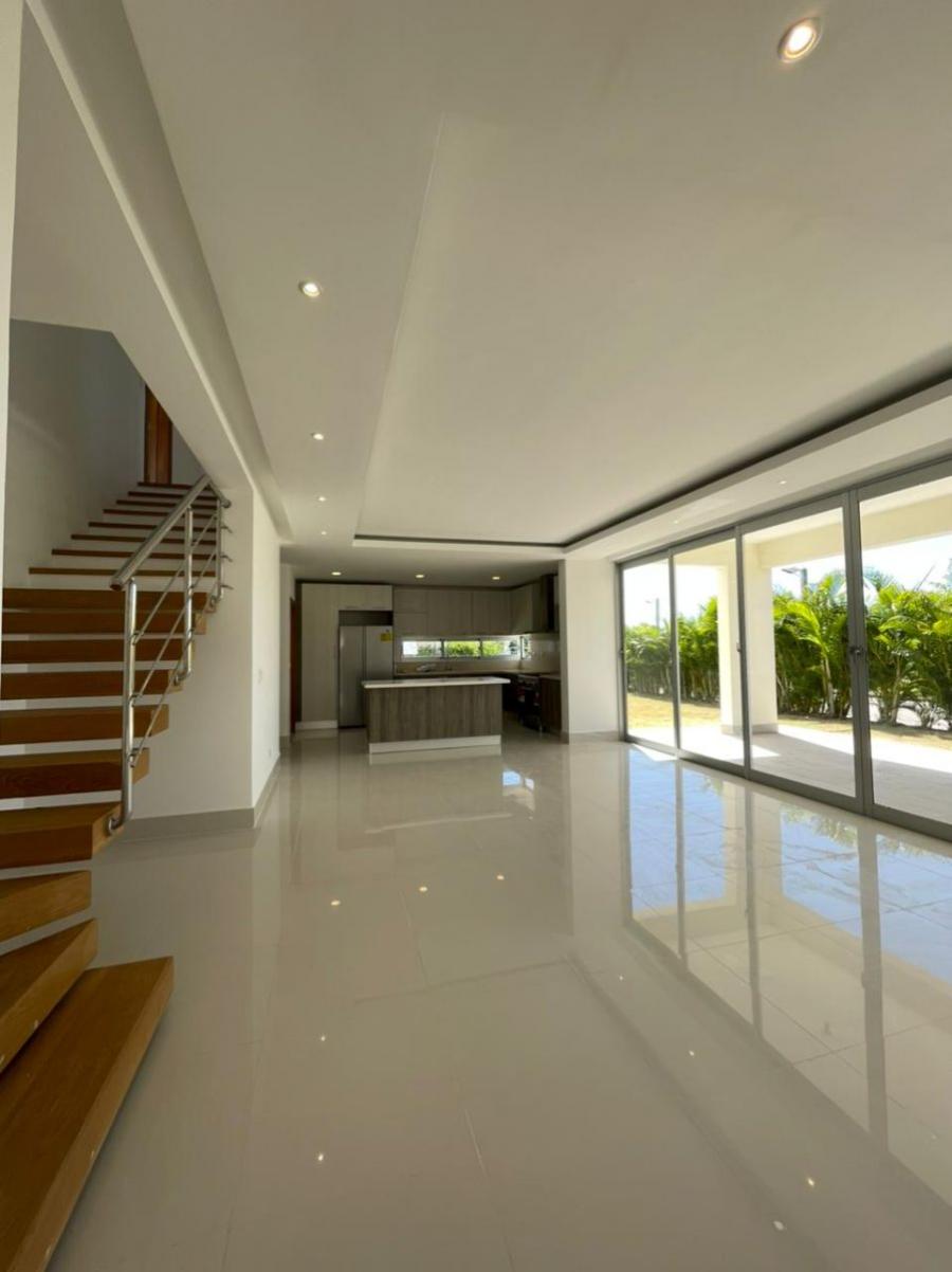 Foto Casa en Venta en San Juan Lakes, Punta Cana, La Altagracia - U$D 380.000 - CAV36088 - BienesOnLine