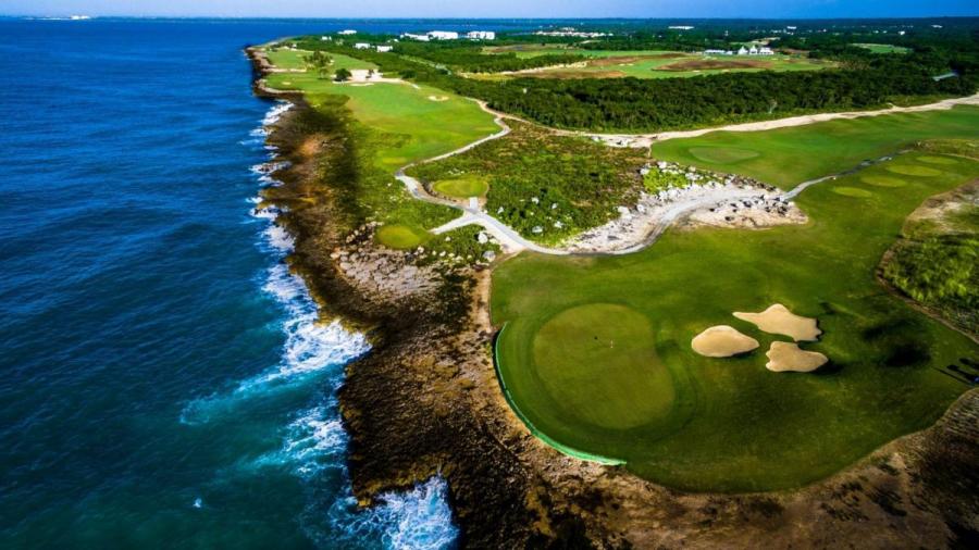 Terreno de 1,047 m2 en el golf PGA Oceans 4