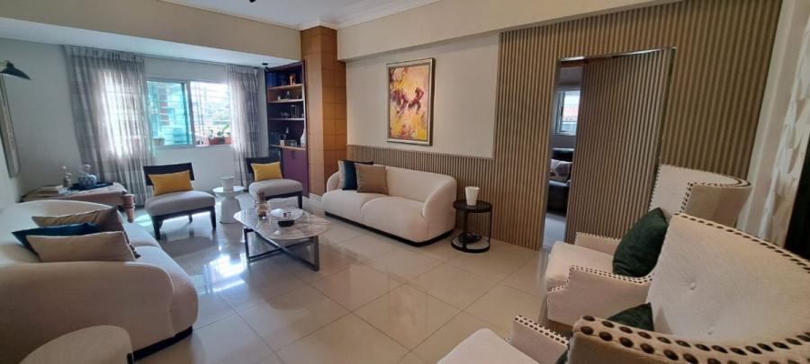 Foto Apartamento en Venta en Mirador Sur, Santo Domingo Oeste, Santo Domingo - U$D 325.000 - APV71592 - BienesOnLine