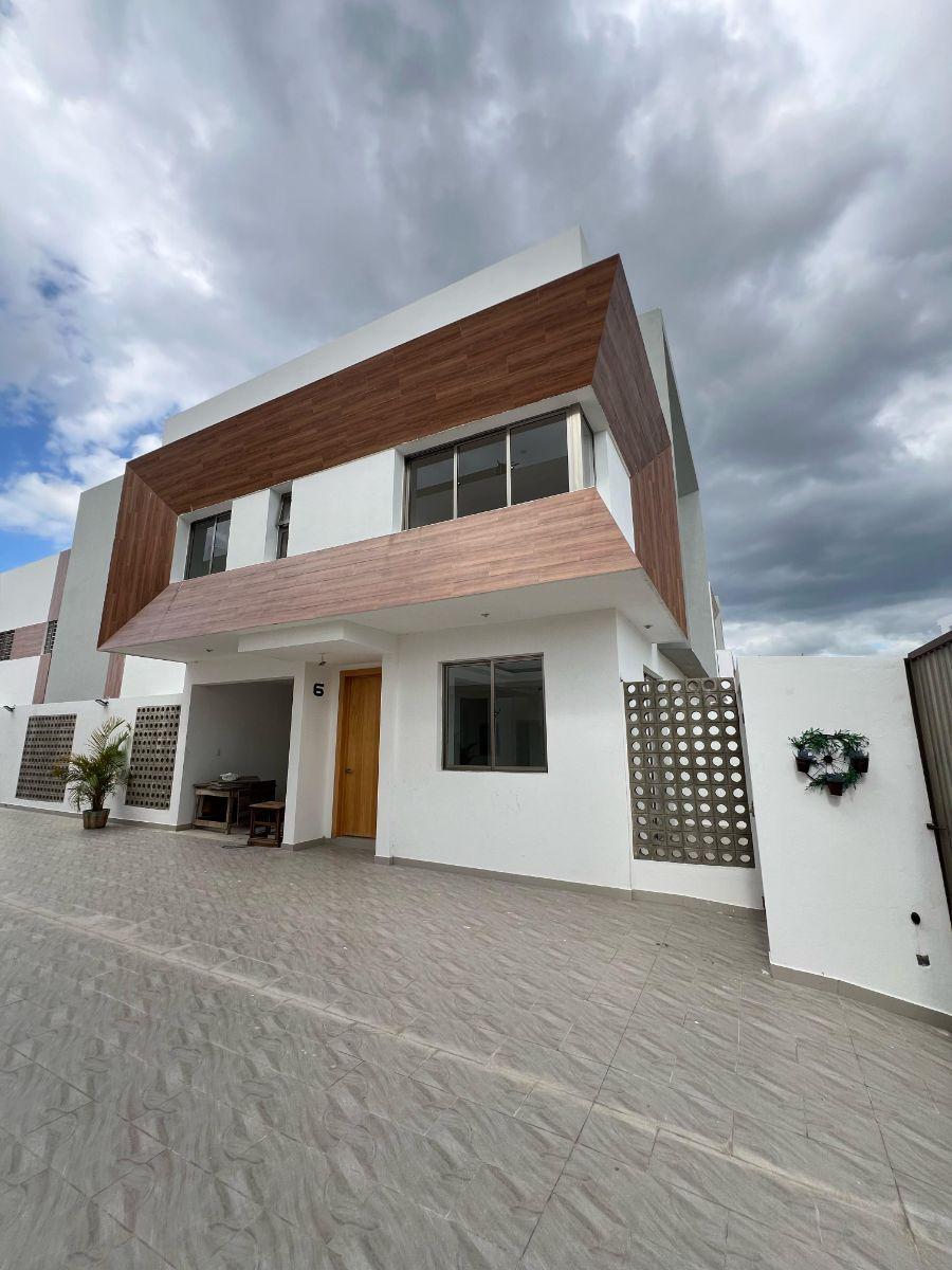 Foto Casa en Venta en Prado Oriental, Santo Domingo Este, Santo Domingo - U$D 195.000 - CAV64711 - BienesOnLine