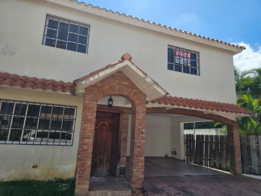 Foto Casa en Venta en Altos de Arroyo Hondo, Distrito Nacional - U$D 270.000 - CAV74706 - BienesOnLine