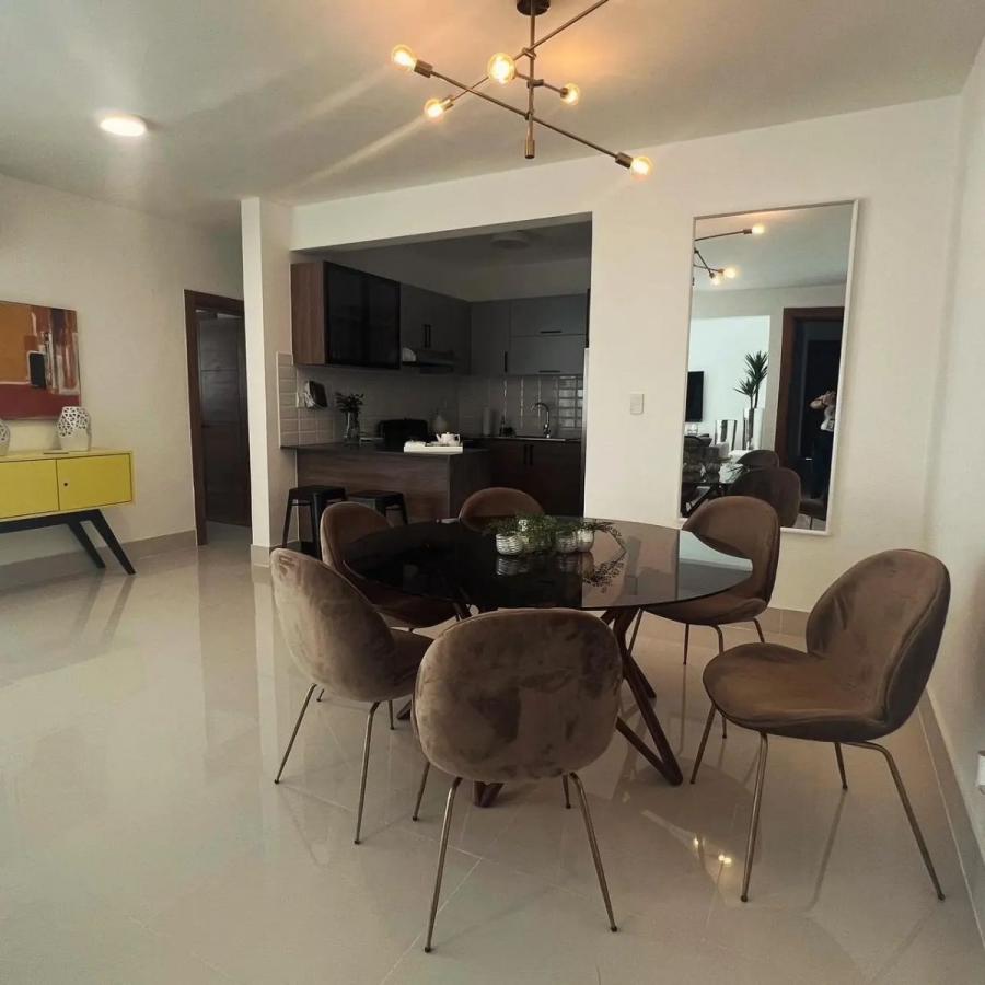 Venta apartamento en un segundo nivel en Santiago 