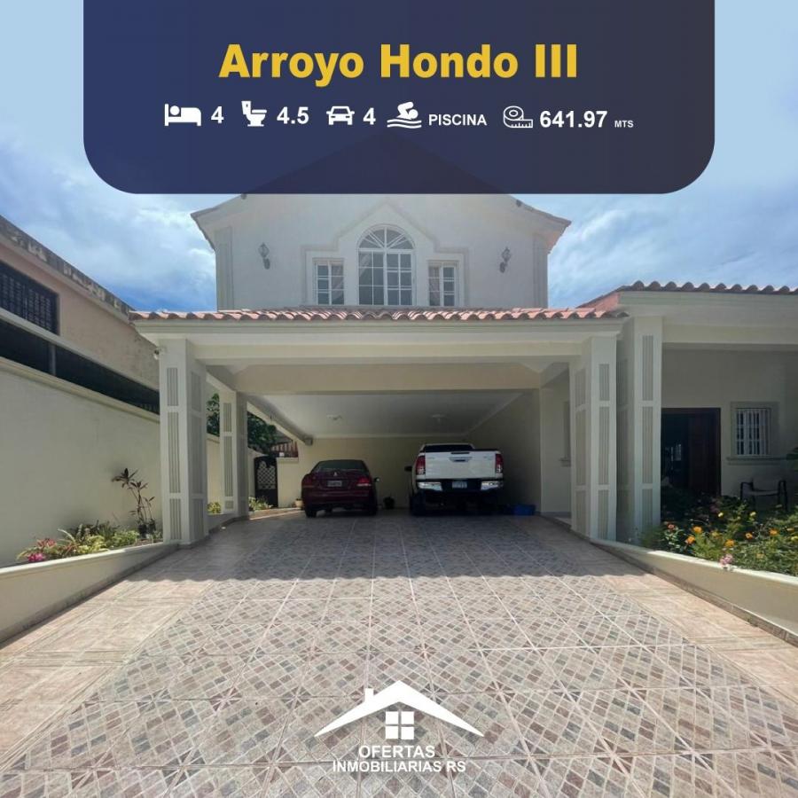 VENTA DE AMPLIA Y LUJOSA CASA  UBICADA EN ARROYO HONDO III