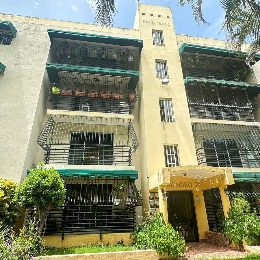 Foto Apartamento en Venta en Cayetano Germosen, Distrito Nacional - $ 8.750 - APV72663 - BienesOnLine