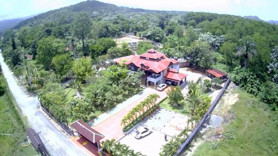 VILLA AMUEBLADA DE VENTA EN BONAO