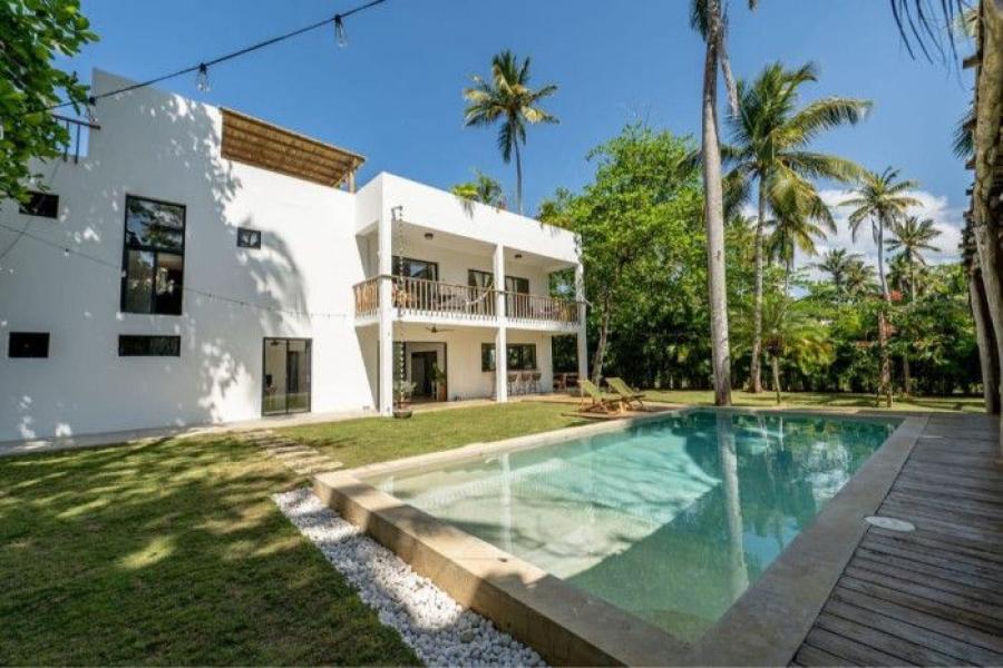 Foto Casa en Venta en Las Terrenas, Las Terrenas, Samaná - U$D 795.000 - CAV74048 - BienesOnLine