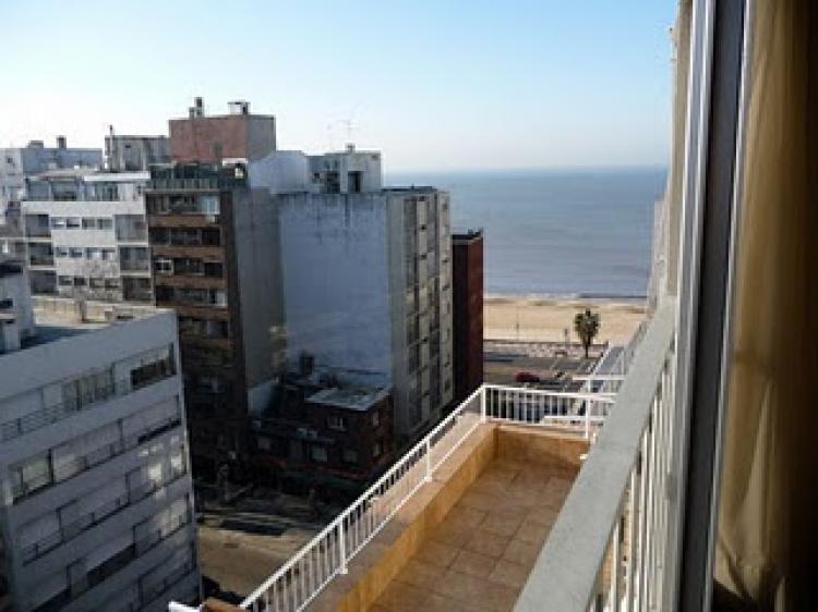 APARTAMENTO CON MUEBLES - VISTA AL MAR - POCITOS