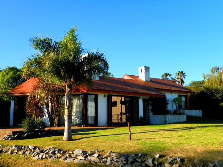 Foto Casa en Venta en Rambla Costanera, Colonia del Sacramento, Colonia - U$D 650.000 - CAV3512 - BienesOnLine