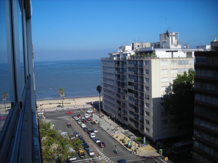 Foto Apartamento en Venta en Pocitos, Montevideo, Montevideo - U$D 330.000 - APV3220 - BienesOnLine