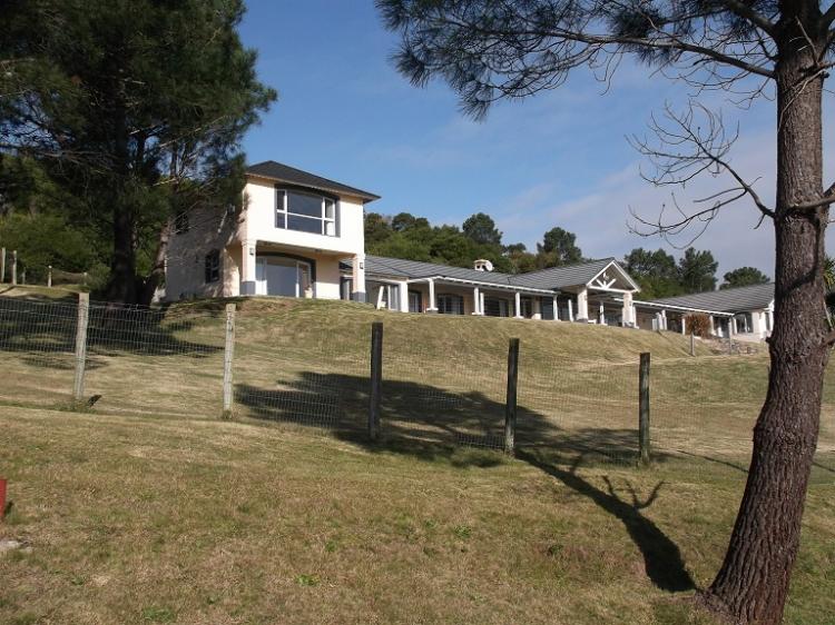 Foto Casa en Venta en Las Cumbres, Maldonado - U$D 980.000 - CAV4357 - BienesOnLine