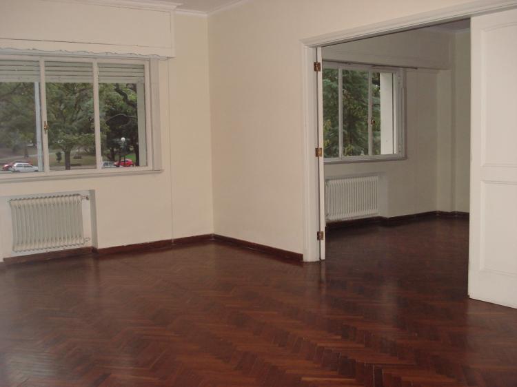 Foto Apartamento en Venta en PARQUE BATLLE, Montevideo, Montevideo - U$D 400.000 - APV2543 - BienesOnLine