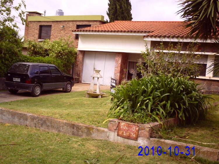 Foto Casa en Venta en Residencial, San José de Carrasco, Canelones - U$D 160.000 - CAV2284 - BienesOnLine