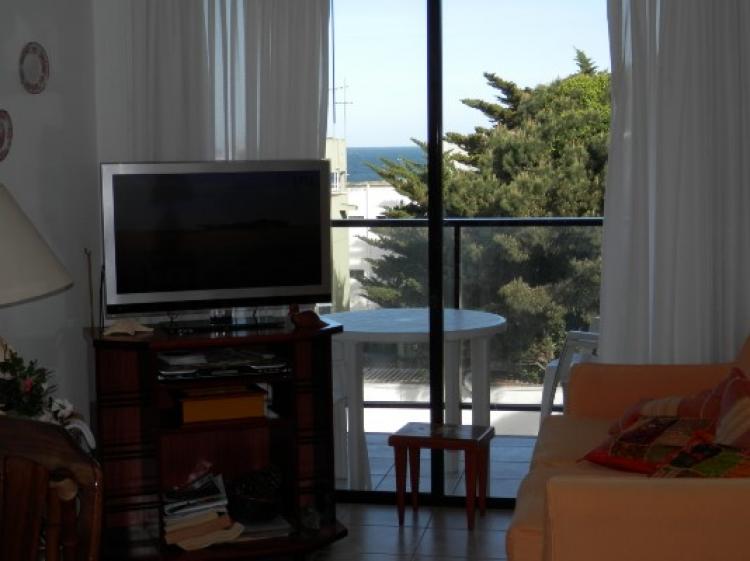 Punta del Este alquiler apartamento playa brava 2 dormitorios