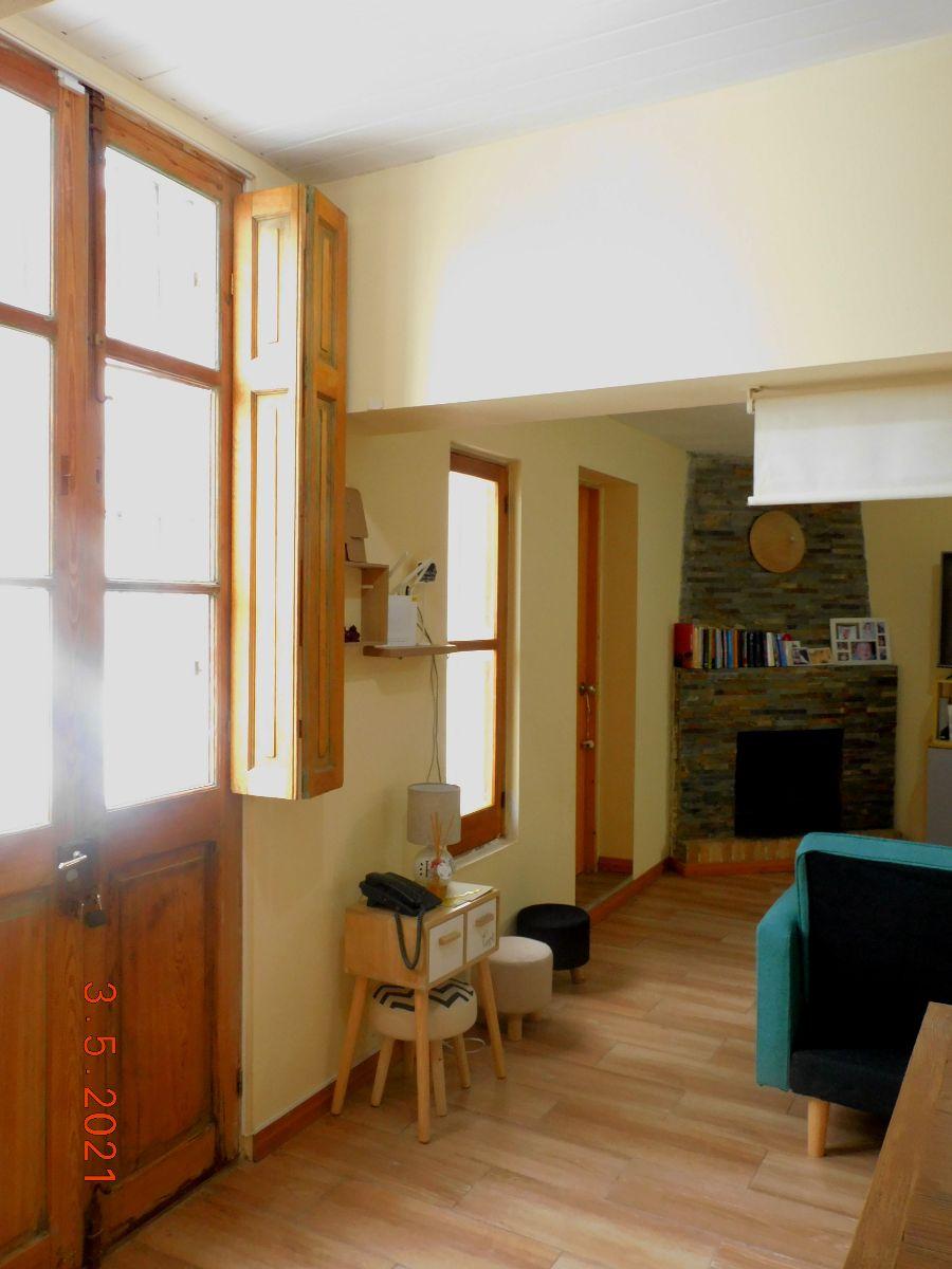 Foto Precio ajustado!! VENDO CASA RECIENTEMENTE REFORMADA, A PASOS DE CALLE 33, CON GARAJE Y TERRENO CAV7390